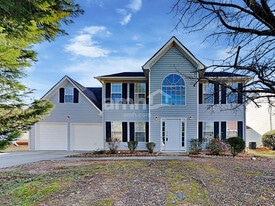 750 Compton Ln in Mcdonough, GA - Building Photo