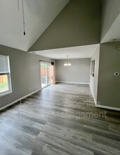 2767 Grand Cir in Lawrence, KS - Building Photo - Building Photo