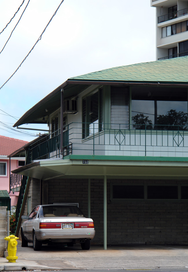 732 University Ave in Honolulu, HI - Building Photo - Building Photo