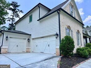 4005 Matty Dr NE in Marietta, GA - Building Photo - Building Photo