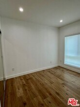 233 N Berendo St in Los Angeles, CA - Building Photo - Building Photo