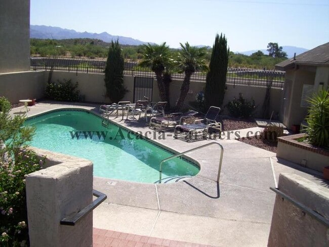 property at 3976 N Corte de Eucalipto