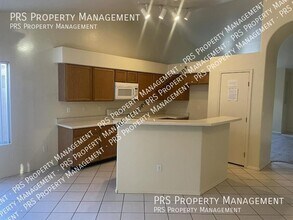 837 E Glenmere Dr in Chandler, AZ - Building Photo - Building Photo