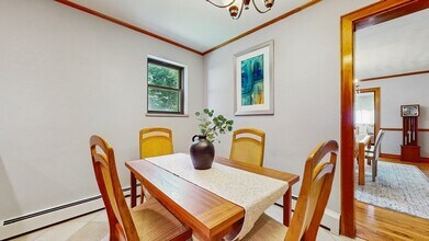 36 Lorna Rd in Newton, MA - Building Photo - Building Photo