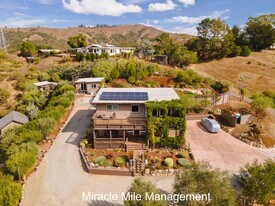 39 Fire Rd in Woodacre, CA - Building Photo