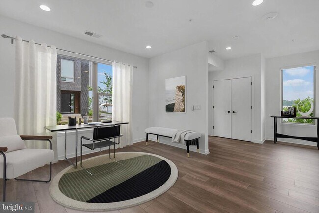 3212 Evergreen Walk in Philadelphia, PA - Building Photo - Building Photo