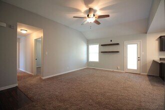 1515 Reasons Drive in Clarksville, TN - Building Photo - Building Photo