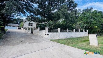 3330 Bob White Ln in Belton, TX - Building Photo