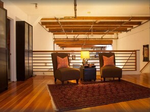 1924 Union St, Unit 14 in Oakland, CA - Foto de edificio - Building Photo