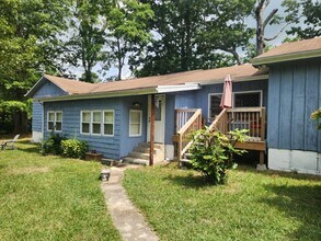 5209 Taft Hwy in Signal Mountain, TN - Building Photo - Building Photo