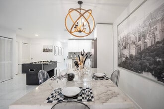 422 NW 8th St in Miami, FL - Building Photo - Building Photo