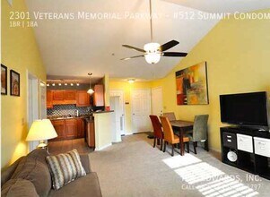 2301 Veterans Memorial Pkwy-Unit -#512 Summit Condomimiums in Tuscaloosa, AL - Building Photo - Building Photo