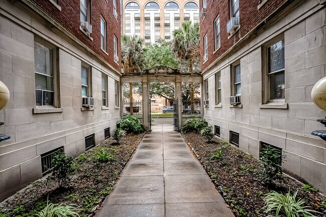 property at 24 E Liberty