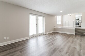 1447 Foggy Ridge Pkwy in Lutz, FL - Building Photo - Building Photo