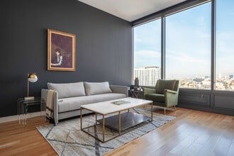 185 S State College Blvd in Brea, CA - Foto de edificio - Building Photo