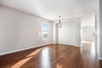 13705 S 28th Cir in Bellevue, NE - Building Photo - Building Photo