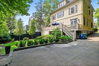 204 Homer St in Newton, MA - Building Photo - Building Photo