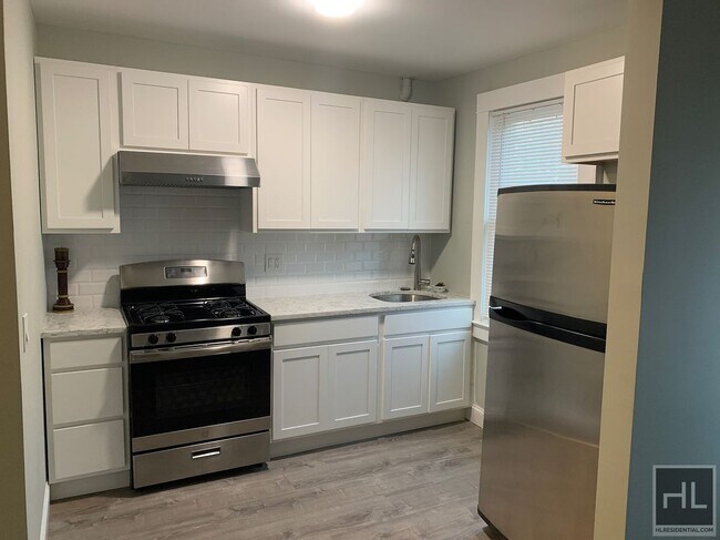 88-28 Gettysburg St, Unit 2 in Queens, NY - Building Photo - Building Photo
