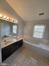 7809 Koopman Ct in Lorton, VA - Building Photo - Building Photo