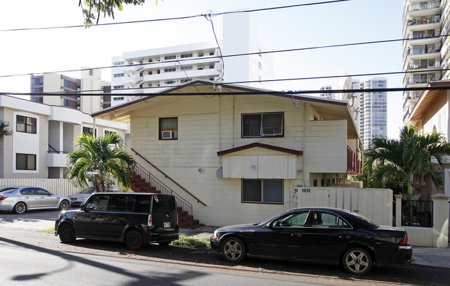 1015 Green St in Honolulu, HI - Building Photo - Building Photo