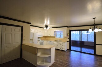 650 Galen Dr in State College, PA - Building Photo - Building Photo