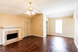 6355 Sandy Ridge Curv in Montgomery, AL - Building Photo - Building Photo