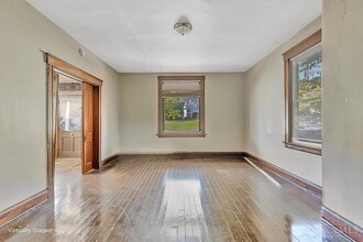 3498 Boudinot Ave in Cincinnati, OH - Building Photo - Building Photo