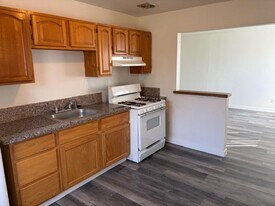 3rd, Unit A in Roseville, CA - Building Photo