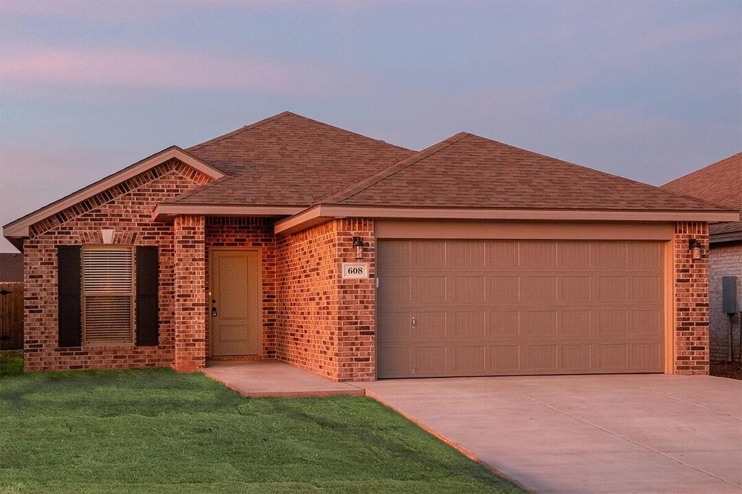 1615 144th St in Lubbock, TX - Building Photo