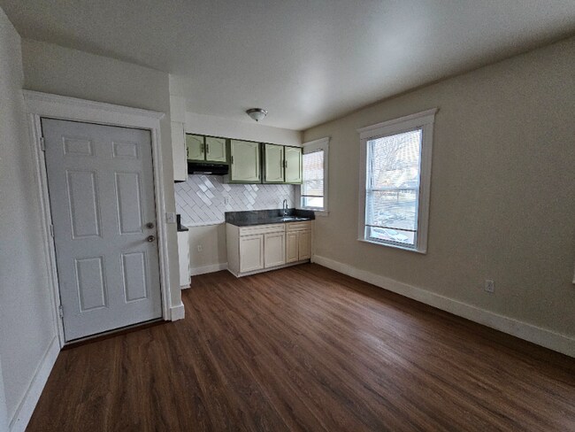 78 Milne St-Unit -2 in Bridgeport, CT - Building Photo - Building Photo