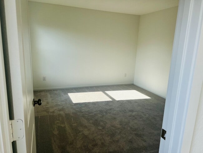 property at 21027 Newberry Grv Ln