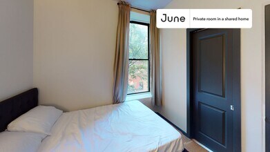 Room in Shared 4 bed/3 bath home in New York, NY - Building Photo - Building Photo