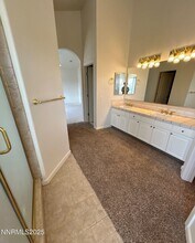 6710 Cinnamon Dr in Sparks, NV - Building Photo - Building Photo