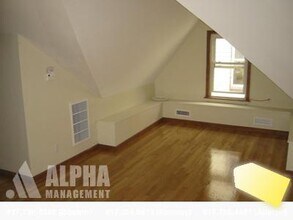 133 Brook St in Brookline, MA - Foto de edificio - Building Photo