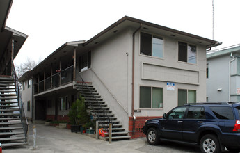 439-441 S 5th St in San Jose, CA - Foto de edificio - Building Photo