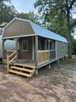 1060 W I-20 Access Rd in Longview, TX - Building Photo