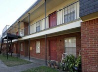 Building Photo - Arlington Square Apartments in Gulfport, Mississippi