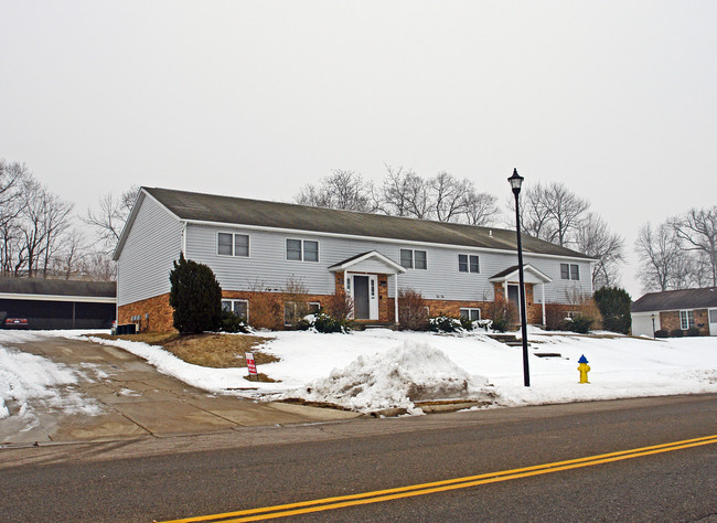 2842-2854 Red Coach Dr in Springfield, OH - Foto de edificio - Building Photo