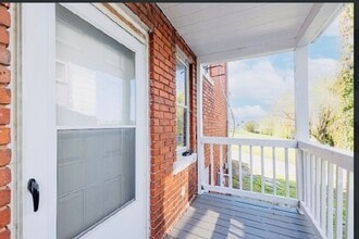 7 Centre Hill Ct in Petersburg, VA - Building Photo - Building Photo