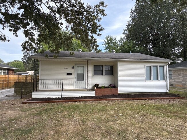property at 2708 Trimble St