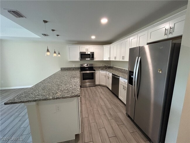 4738-4740 13th St SW