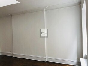 EAST 65 STREET in New York, NY - Building Photo - Building Photo