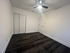 15434 Kiamichi Rd in Apple Valley, CA - Building Photo - Building Photo