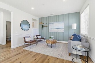 1720 Santa Ivy Ave in Chula Vista, CA - Foto de edificio - Building Photo