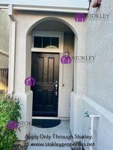 1019 Sycamore Ln in Brentwood, CA - Building Photo - Building Photo