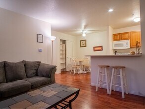 108 W 1230 N St in Provo, UT - Foto de edificio - Building Photo