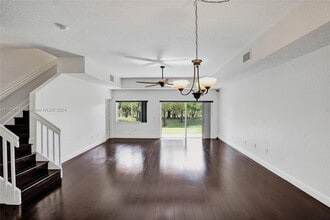 7400 Palomino Dr in Hollywood, FL - Building Photo - Building Photo