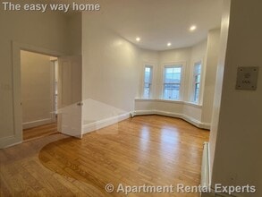 194 Central St in Somerville, MA - Building Photo - Building Photo