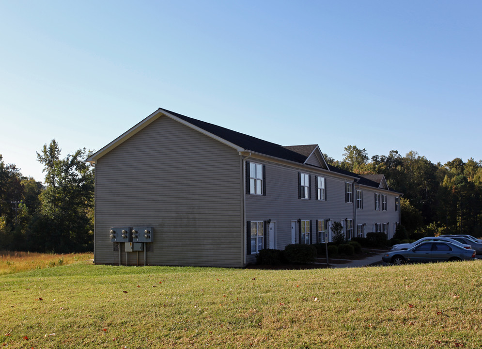 301-315 Swing Dairy Rd in Lexington, NC - Building Photo