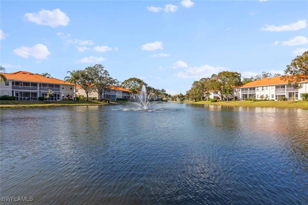 7435 Plumbago Bridge Rd in Naples, FL - Building Photo